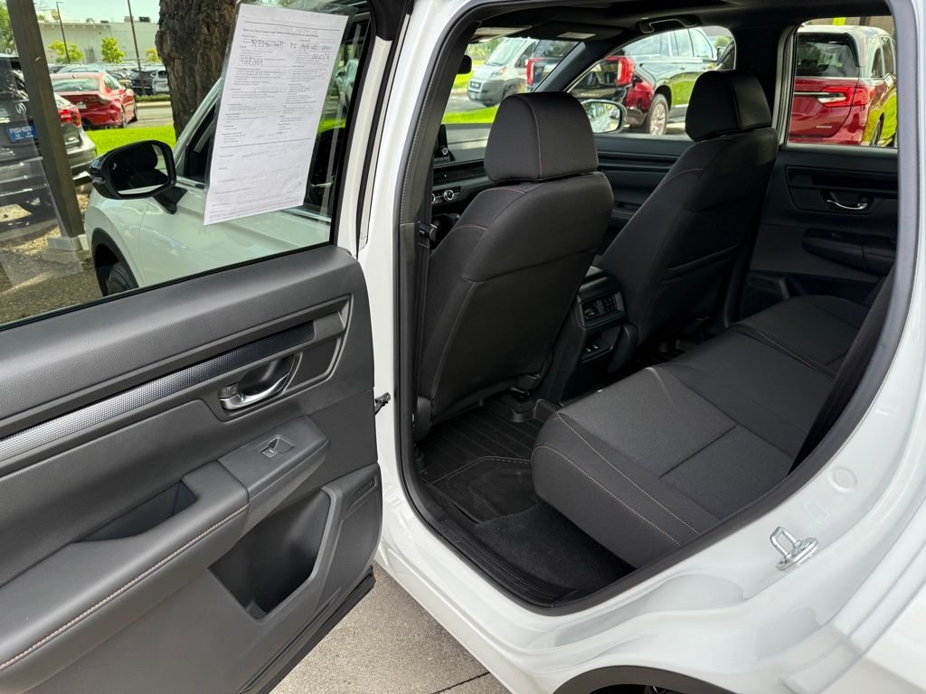 2025 Honda CR-V Hybrid Sport photo 11