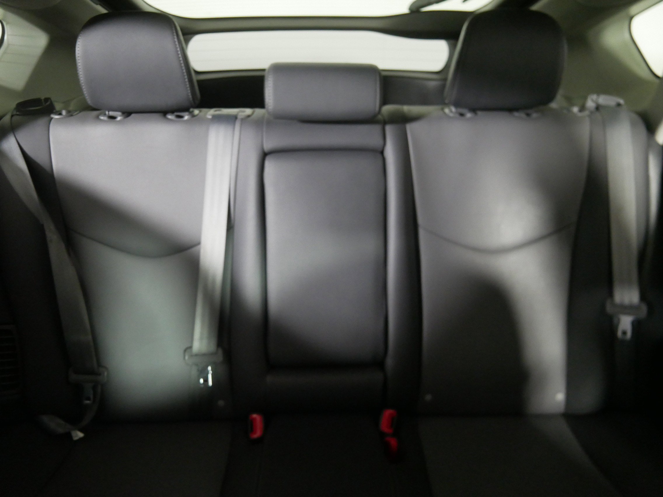 2015 Toyota Prius Five photo 13