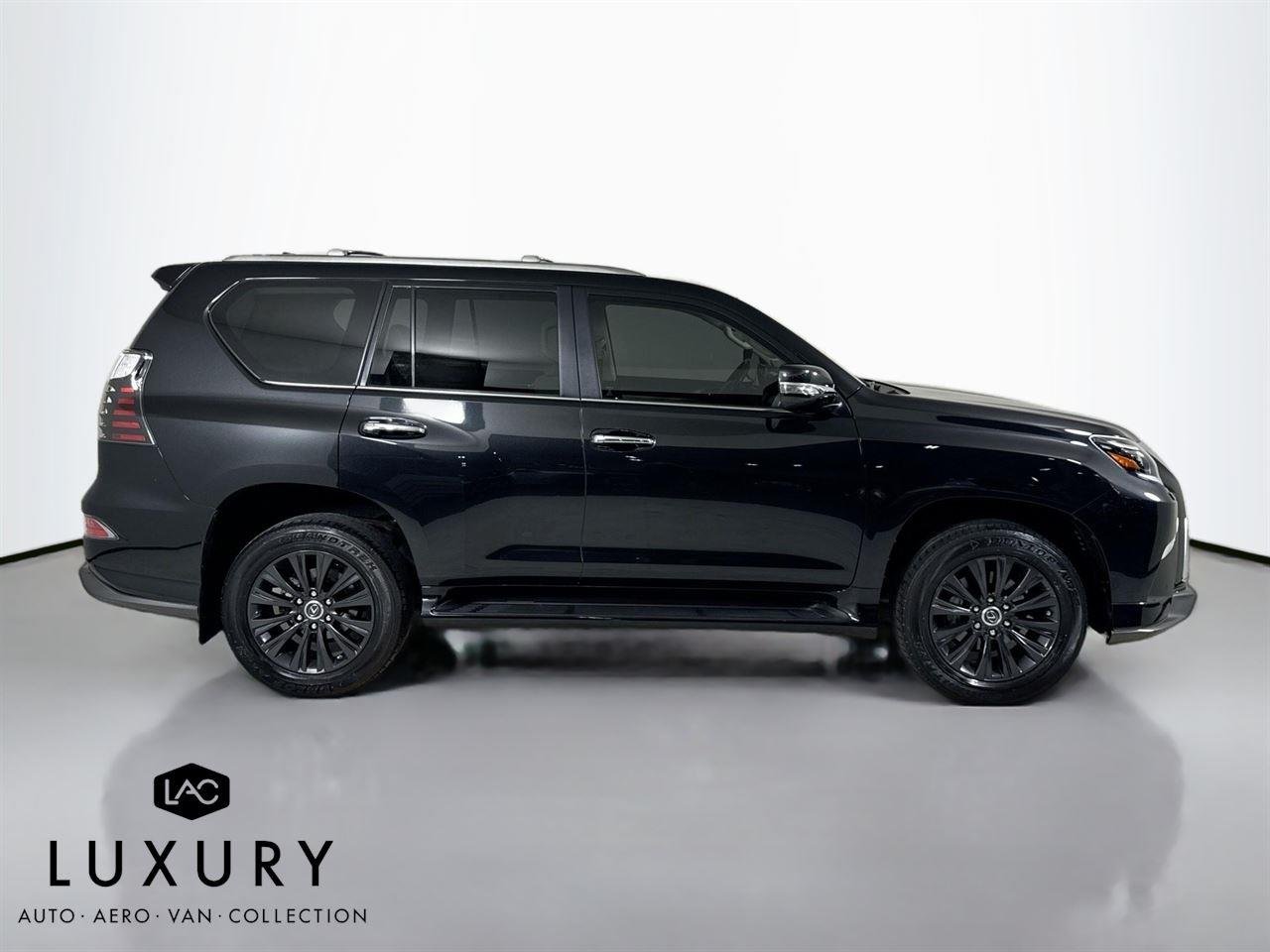 2023 Lexus GX 460 Premium photo 2