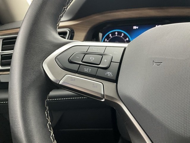 2024 Volkswagen Atlas SE Technology photo 18