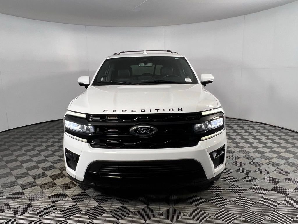 2023 Ford Expedition Limited photo 2