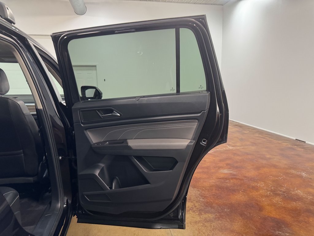 2023 Volkswagen Atlas SEL photo 56