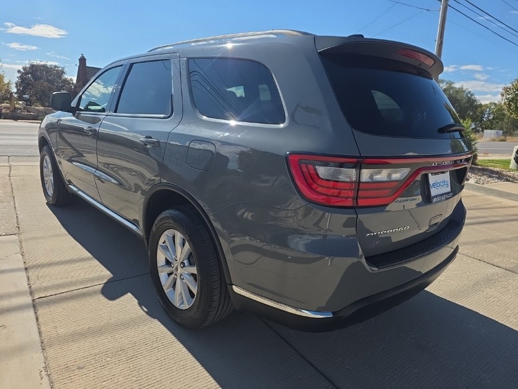 2023 Dodge Durango SXT photo 4