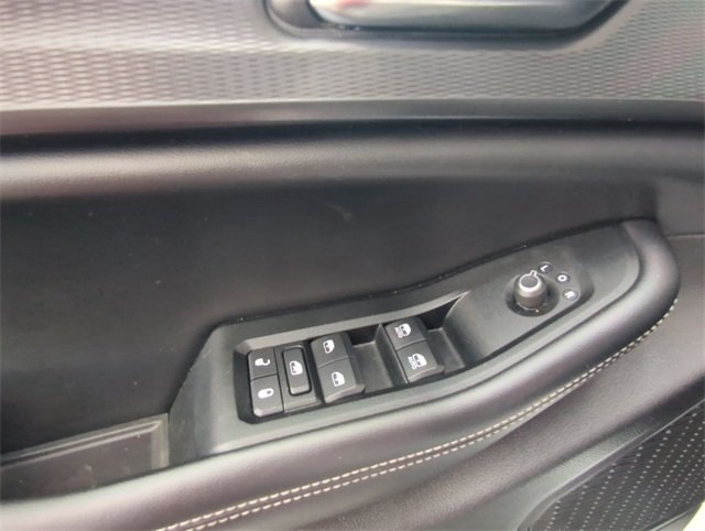 2024 Jeep Grand Cherokee Altitude photo 9