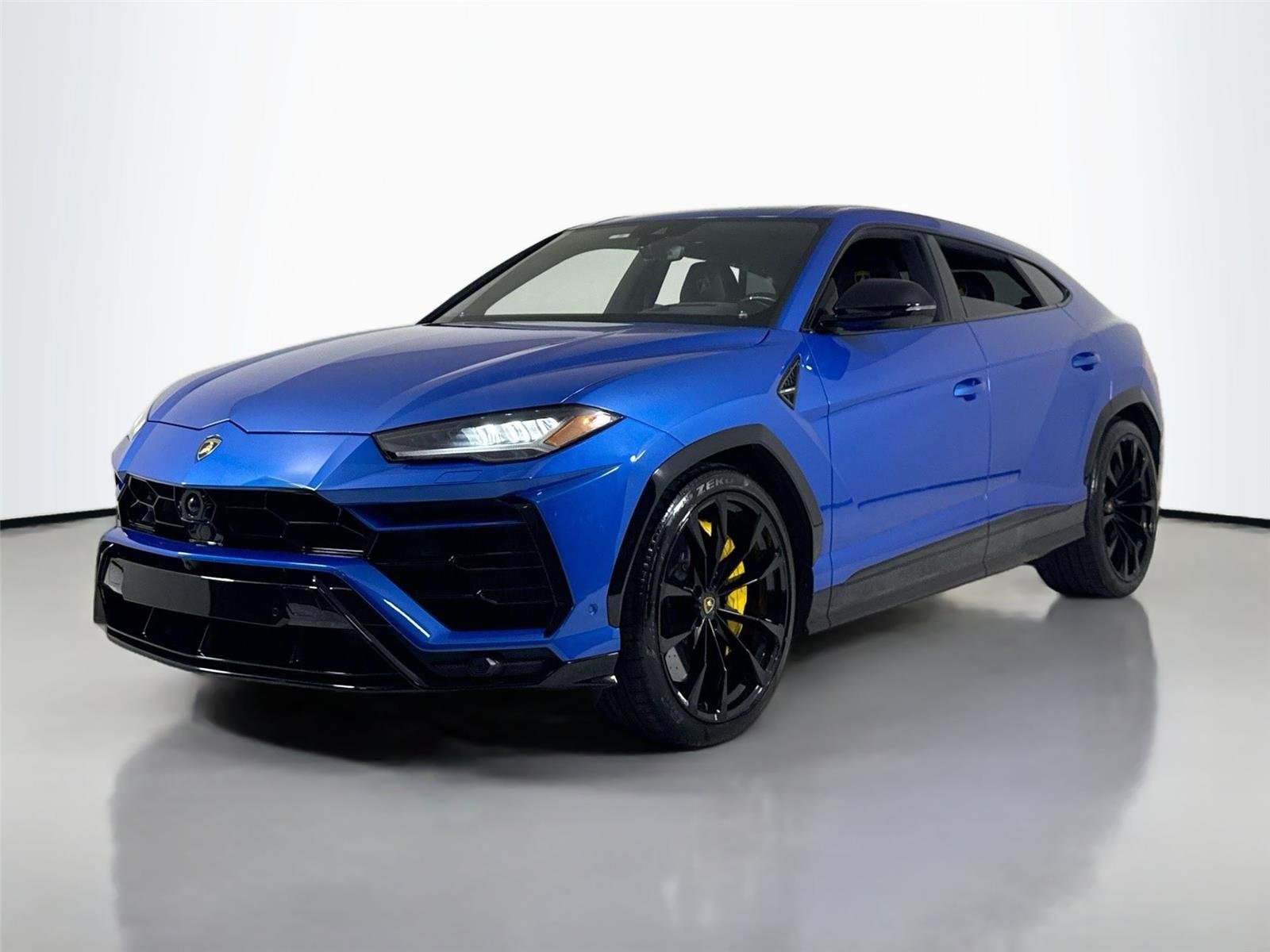 2022 Lamborghini Urus photo 38