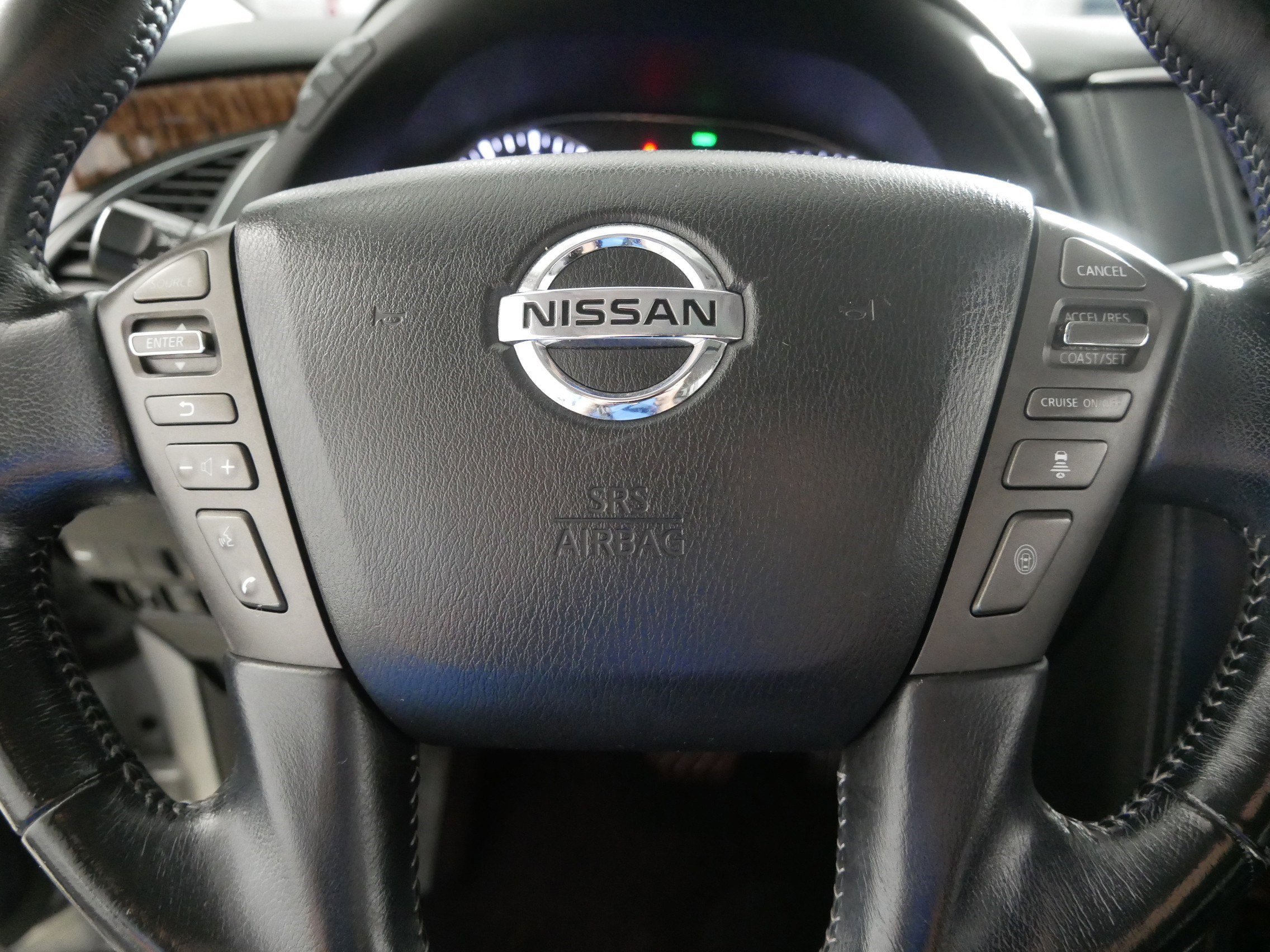 2019 Nissan Armada SL photo 22