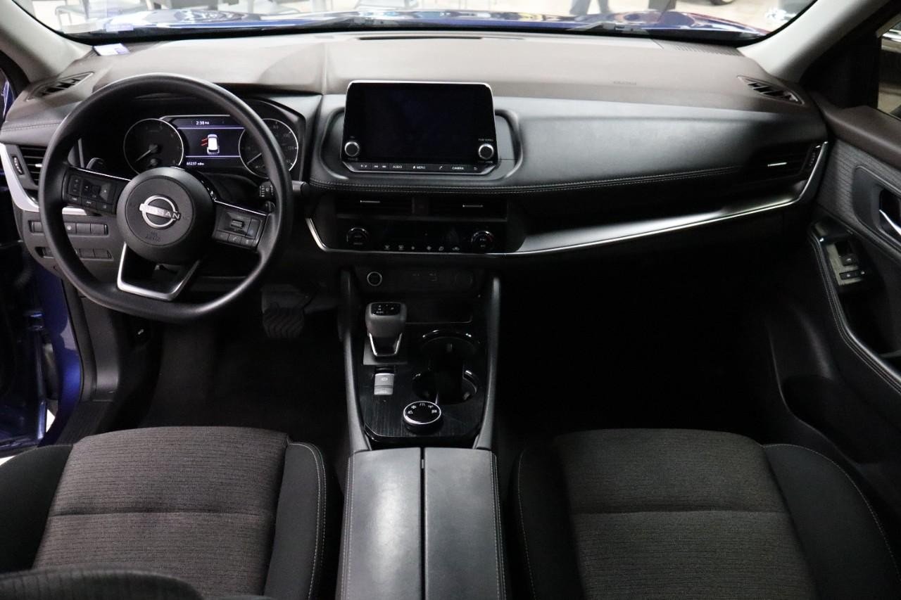 2023 Nissan Rogue SV photo 11
