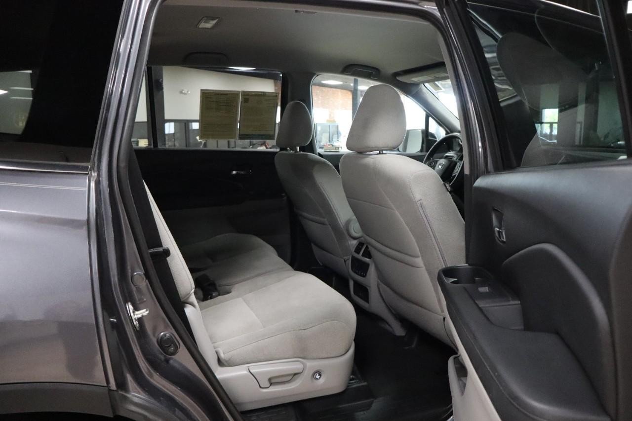 2019 Honda Pilot EX photo 22