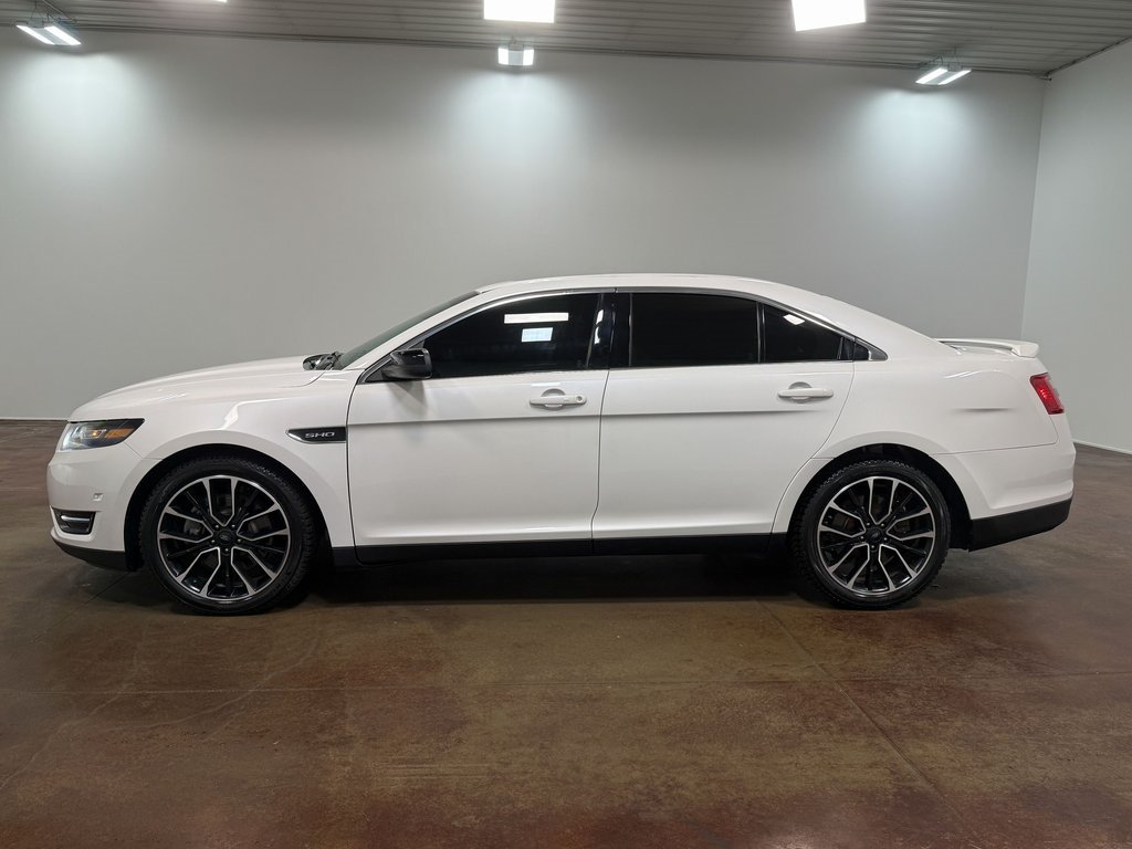 2019 Ford Taurus SHO photo 2