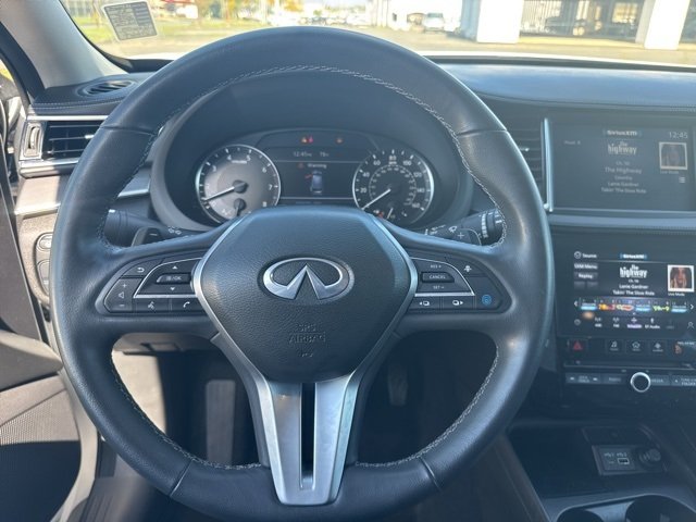 2023 Infiniti QX50 Luxe photo 12