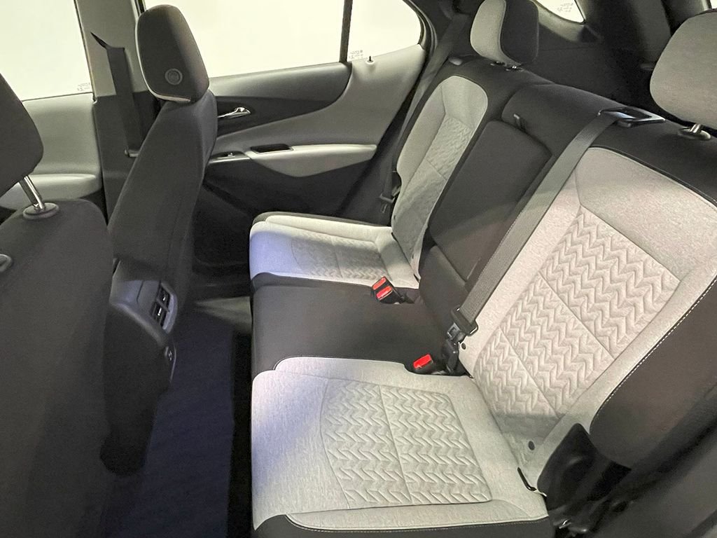 2023 Chevrolet Equinox LS photo 14