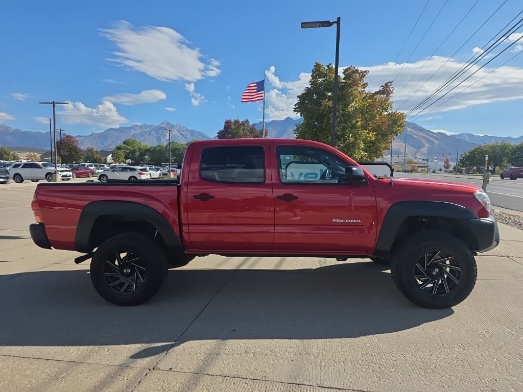 2015 Toyota Tacoma Base photo 2