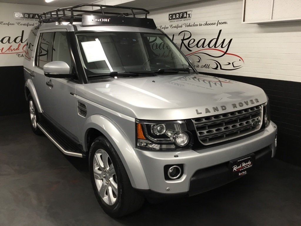 2016 Land Rover LR4 HSE photo 2