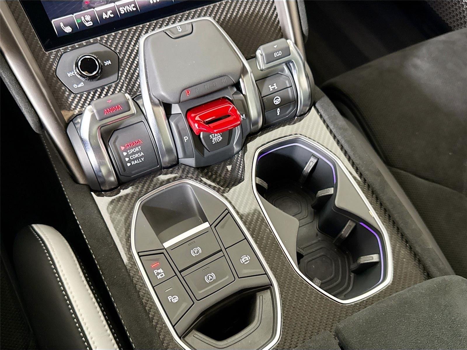 2024 Lamborghini Urus Performante photo 18