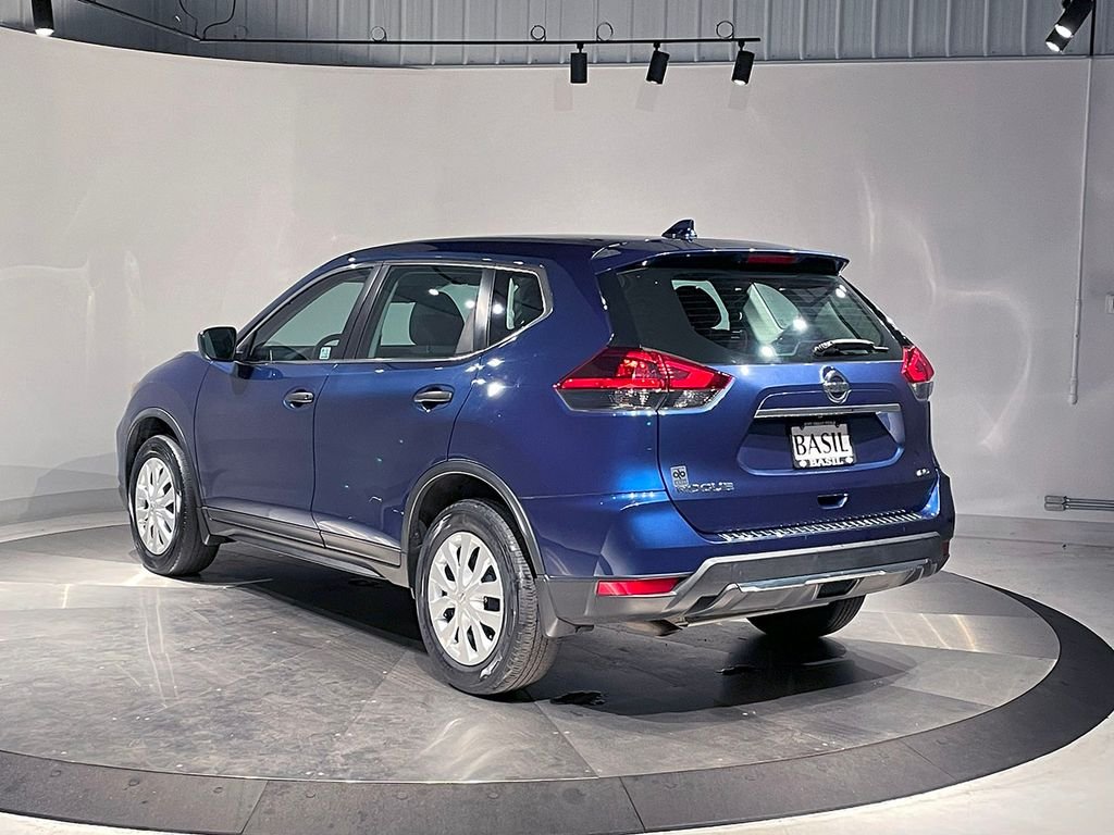2019 Nissan Rogue S photo 9