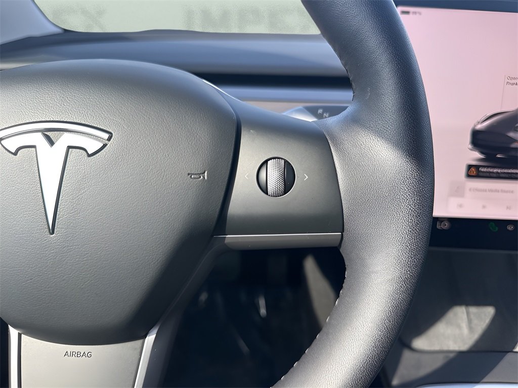2023 Tesla Model 3 photo 15