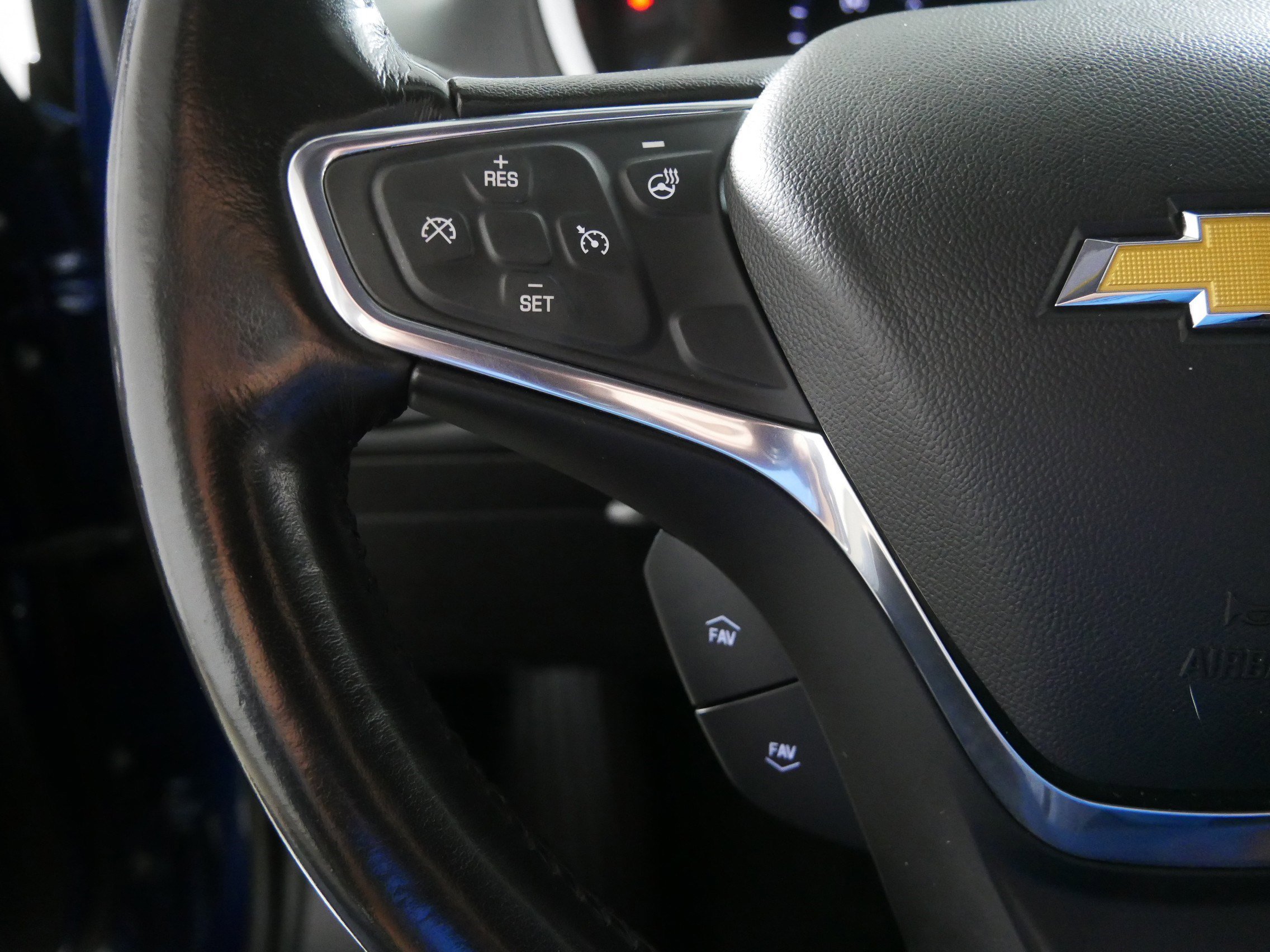 2019 Chevrolet Volt LT photo 23