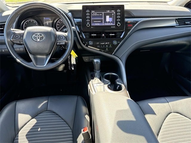 2024 Toyota Camry SE photo 17