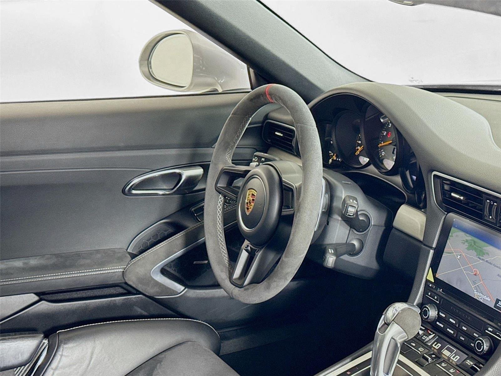 2018 Porsche 911 GT3 photo 28