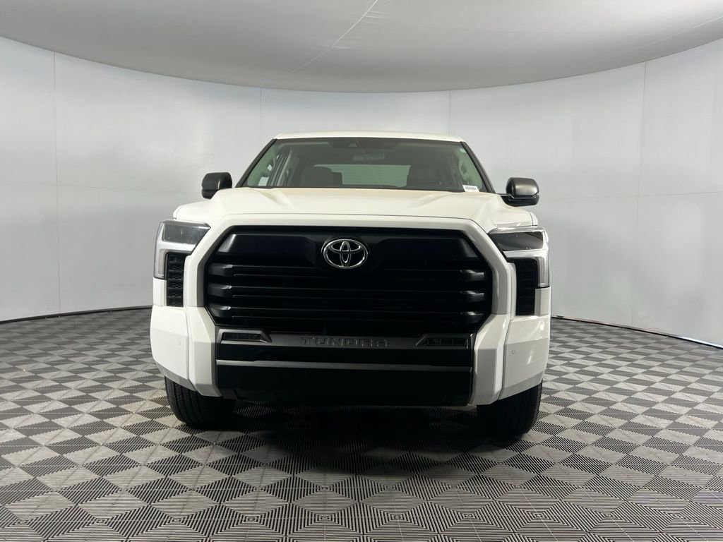 2024 Toyota Tundra SR5 photo 4