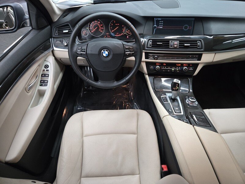 2012 Bmw 535i 5-Series photo 9