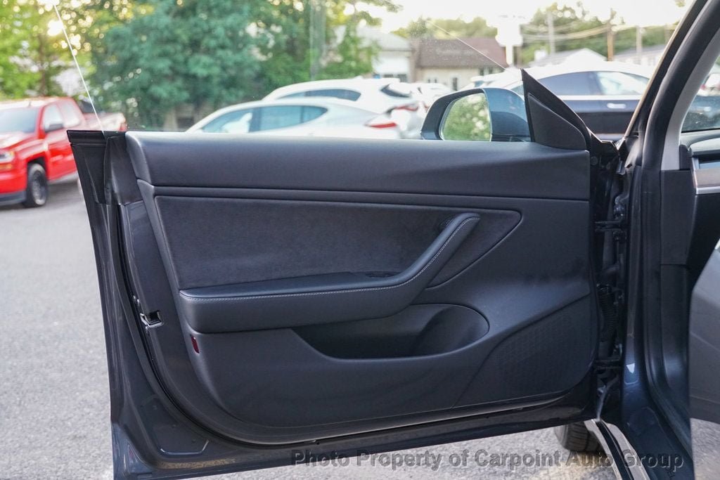 2021 Tesla Model 3 Long Range photo 18