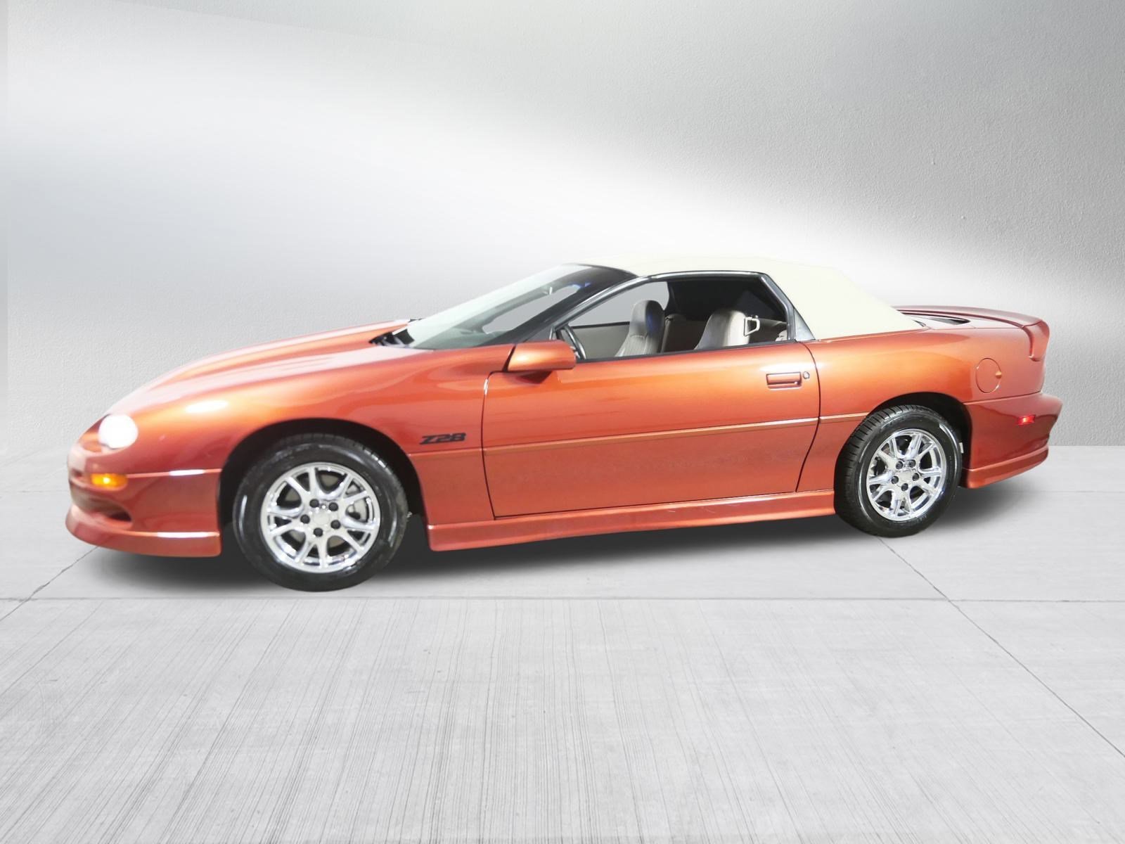 2002 Chevrolet Camaro Sport Coupe photo 4