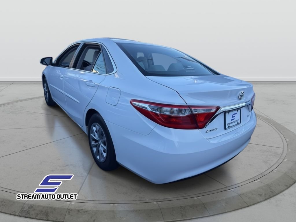 2017 Toyota Camry XLE XSE photo 4