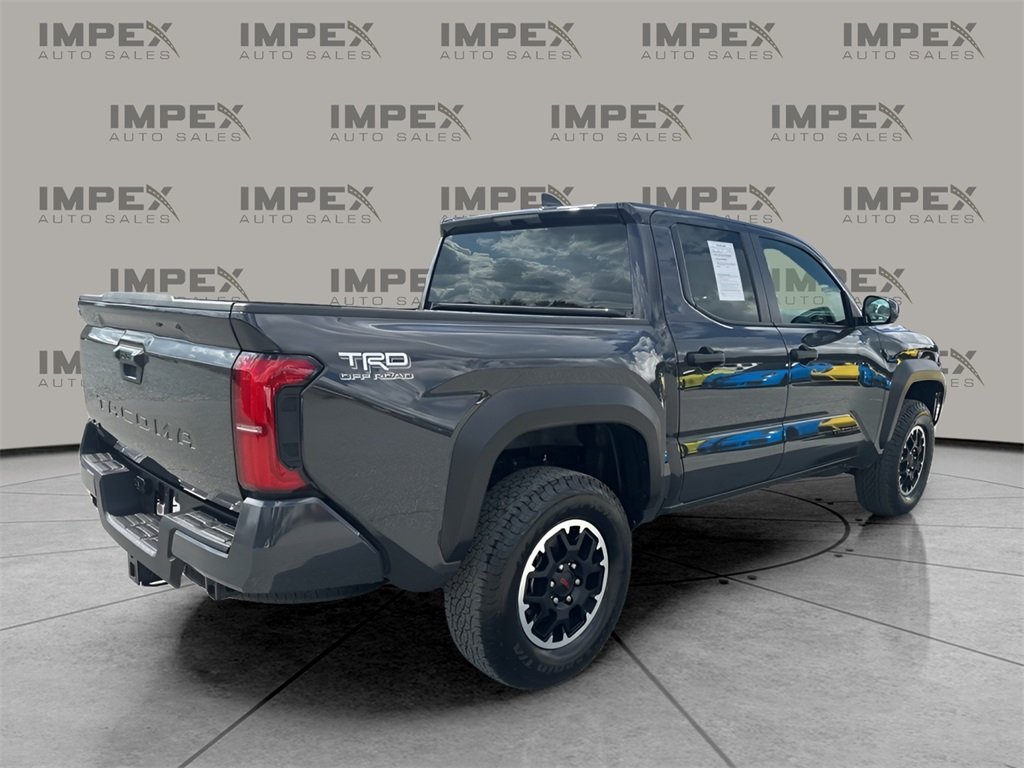2025 Toyota Tacoma TRD Sport photo 5