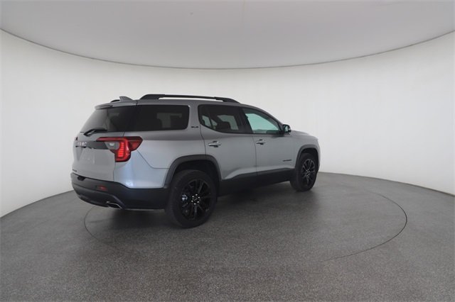 2023 Gmc Acadia SLE photo 18
