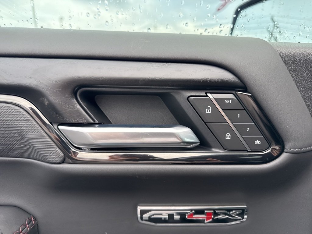 2026 Gmc Sierra 1500 AT4X photo 10