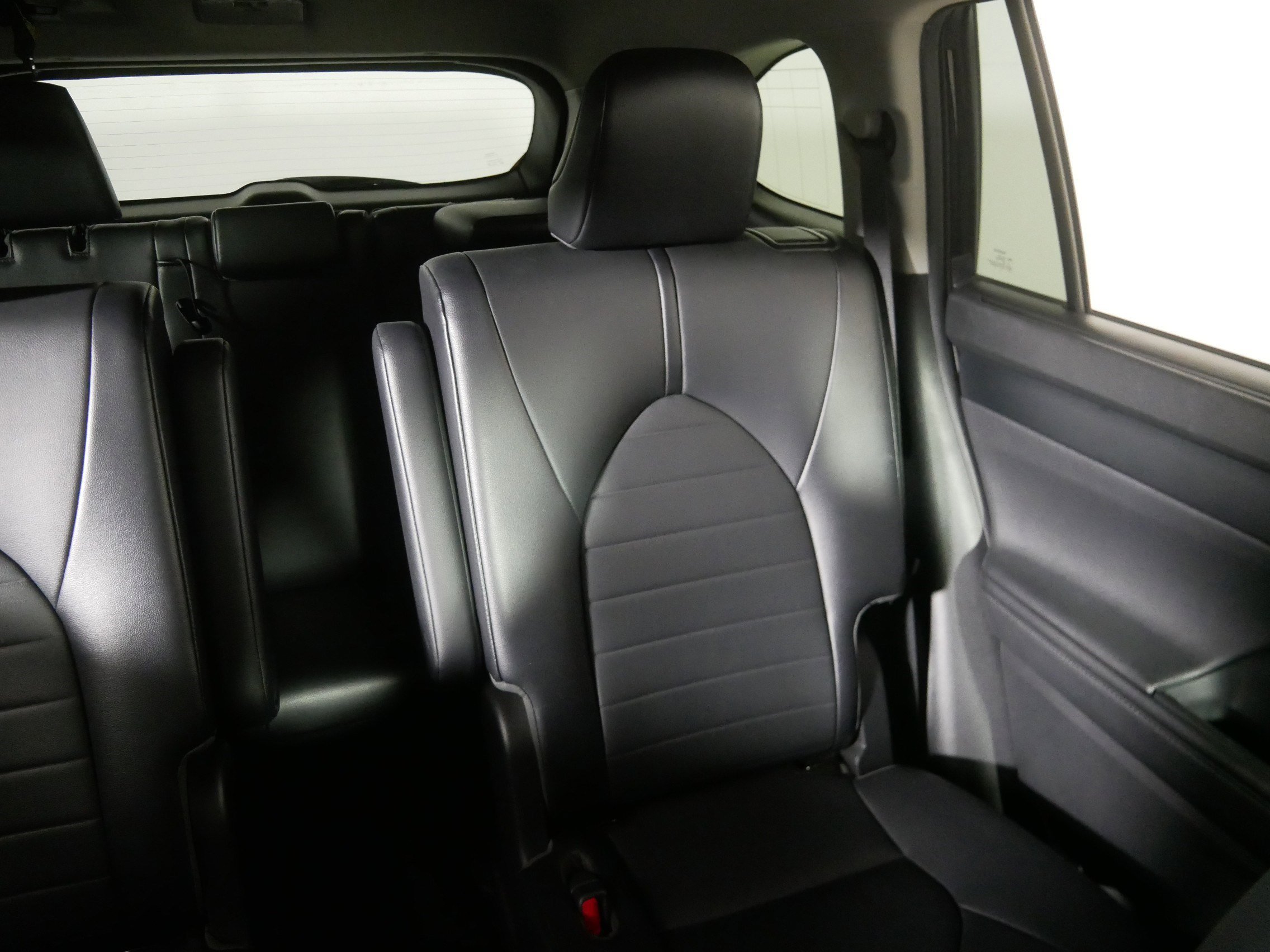 2021 Toyota Highlander XLE photo 14