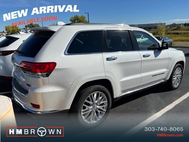 2017 Jeep Grand Cherokee Summit photo 4