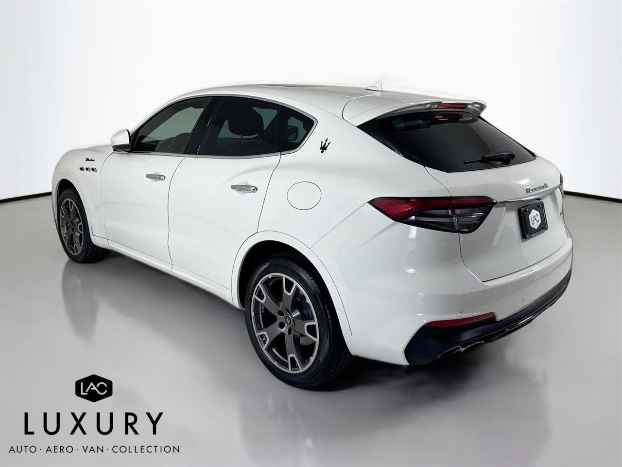 2023 Maserati Levante Modena S photo 7