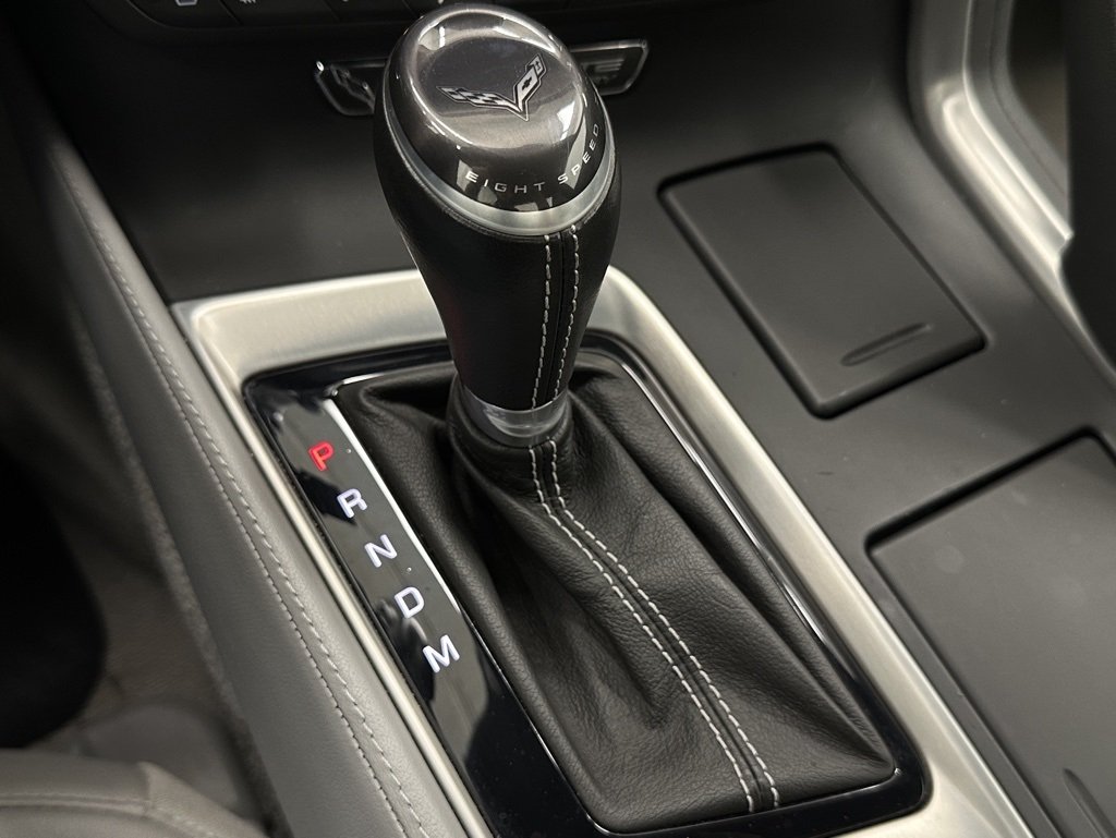 2016 Chevrolet Corvette 2LT photo 29
