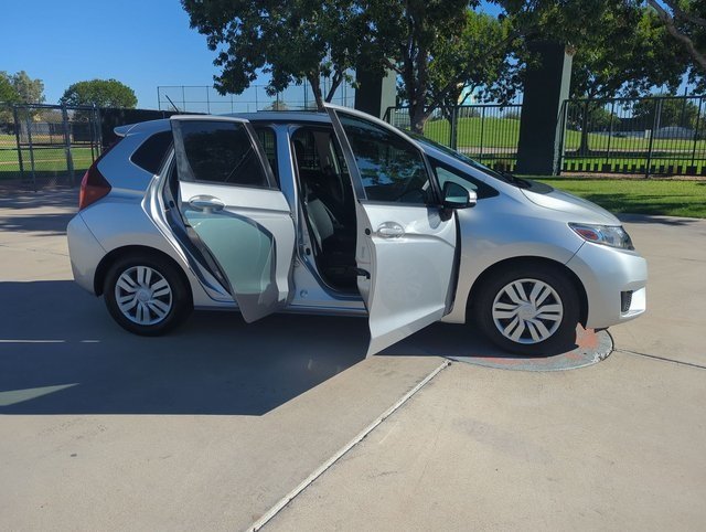 2016 Honda Fit LX photo 2