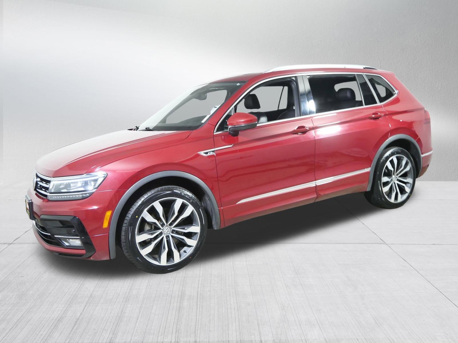 2018 Volkswagen Tiguan SEL Premium photo 3