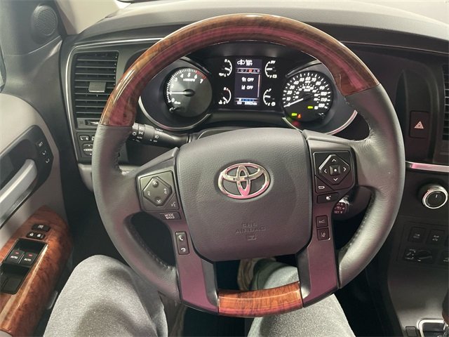 2019 Toyota Sequoia Platinum photo 13
