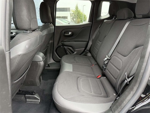 2017 Jeep Renegade Latitude North Edition photo 14