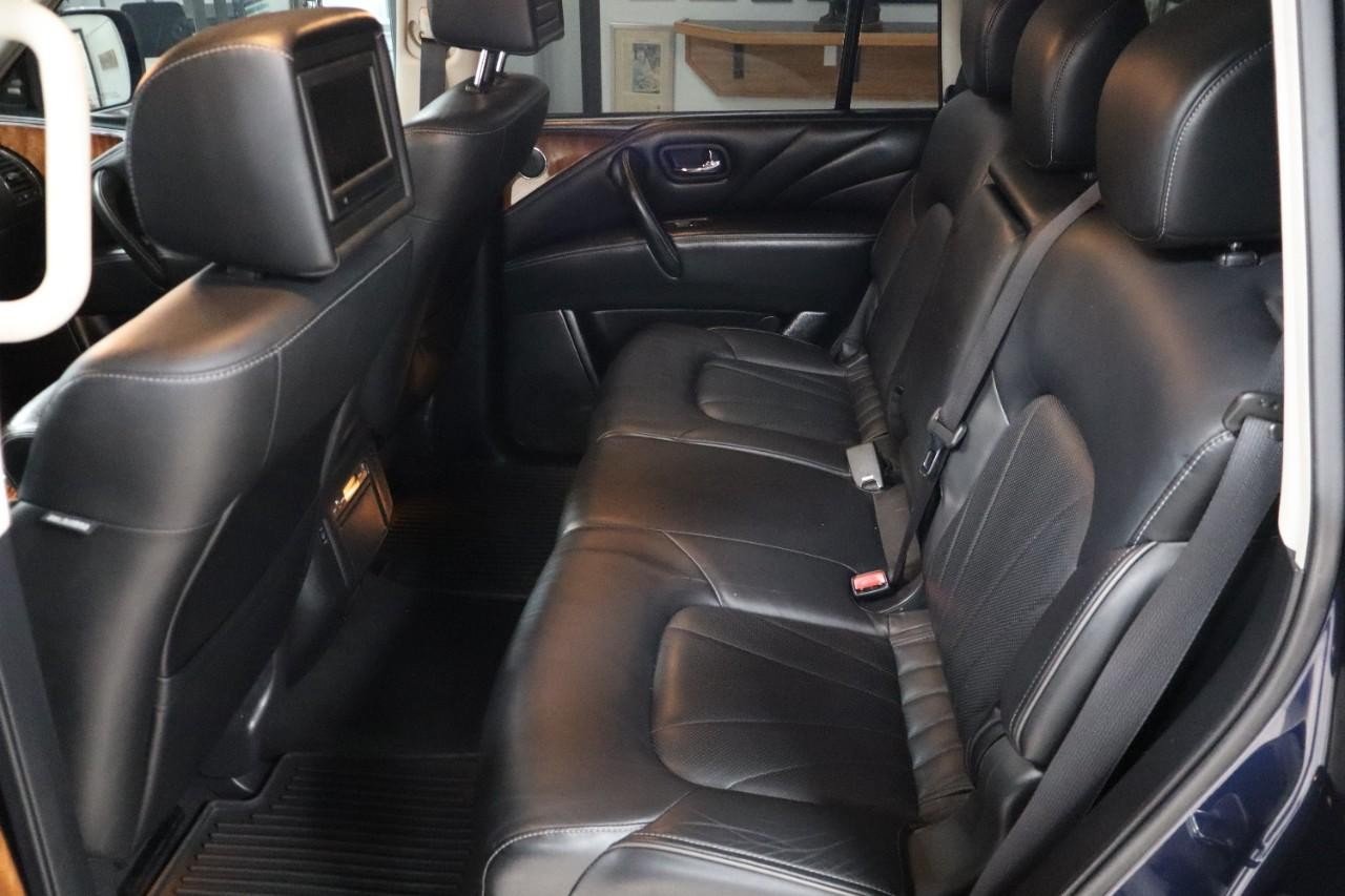 2017 Infiniti QX80 Base photo 17