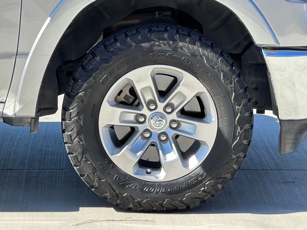 2021 Ram 1500 Laramie photo 3