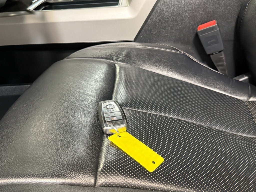 2020 Ford F-350 photo 15