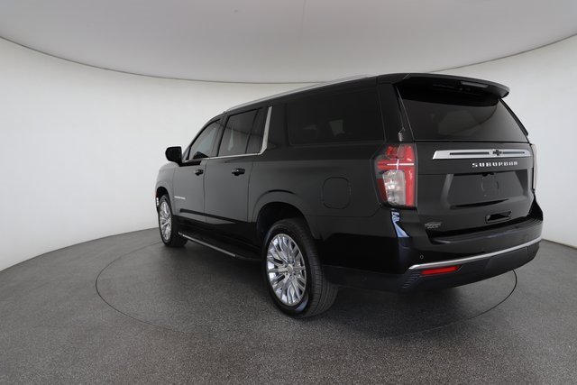 2023 Chevrolet Suburban LS photo 11