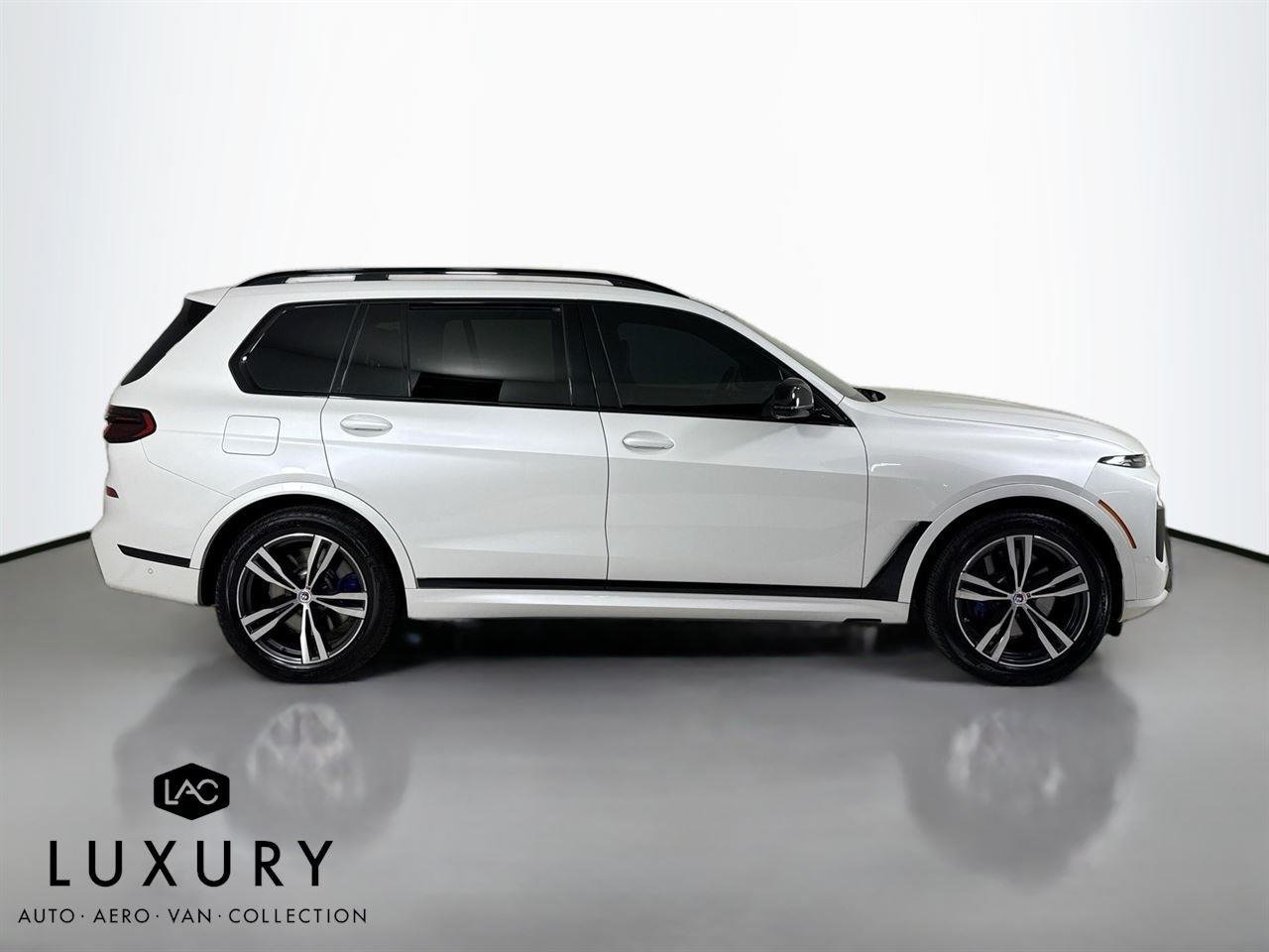 2023 Bmw X7 M60i photo 3