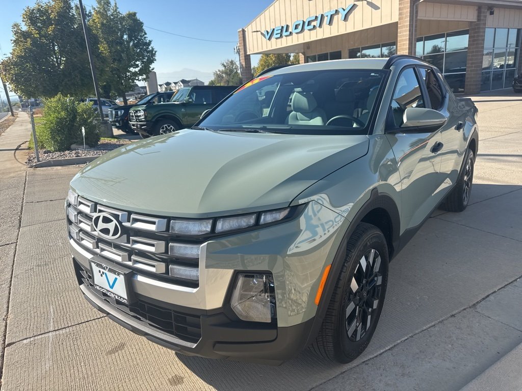 2025 Hyundai Santa Cruz SEL photo 2