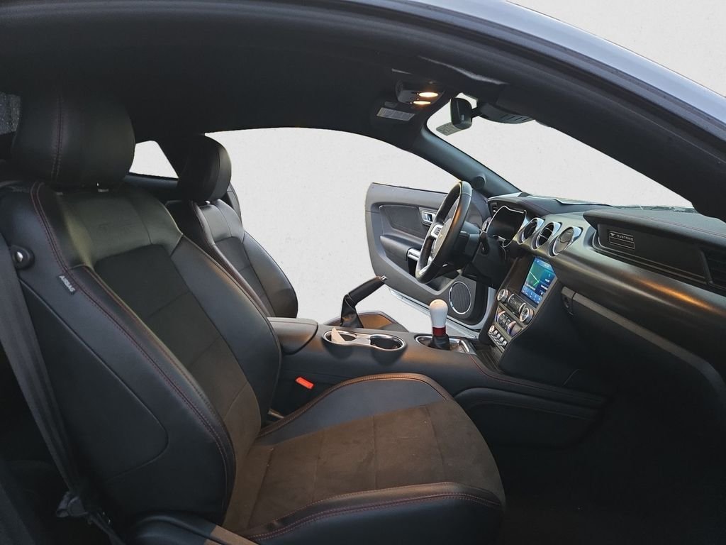 2022 Ford Mustang GT Premium photo 17