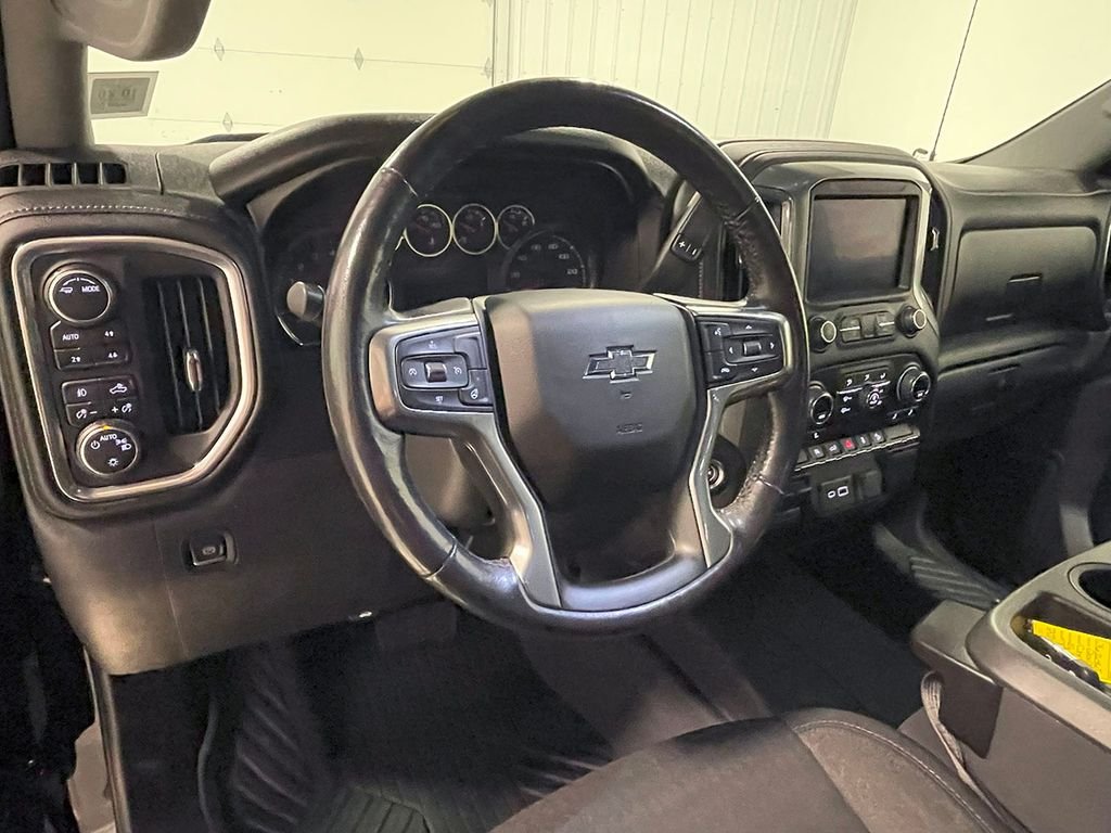 2021 Chevrolet Silverado 1500 RST photo 17