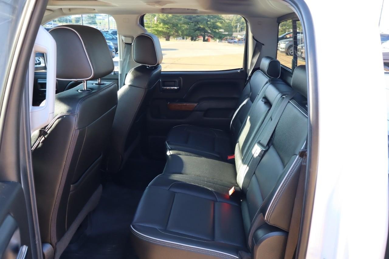 2019 Chevrolet Silverado 2500HD High Country photo 16