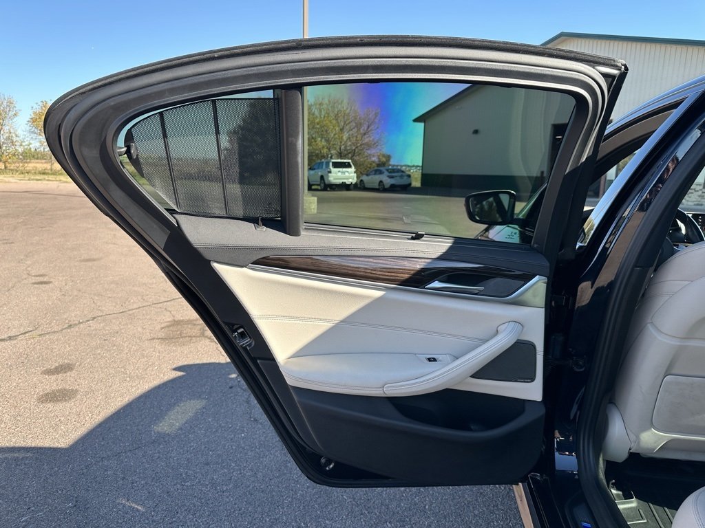 2019 Bmw M550i xDrive Sedan photo 16