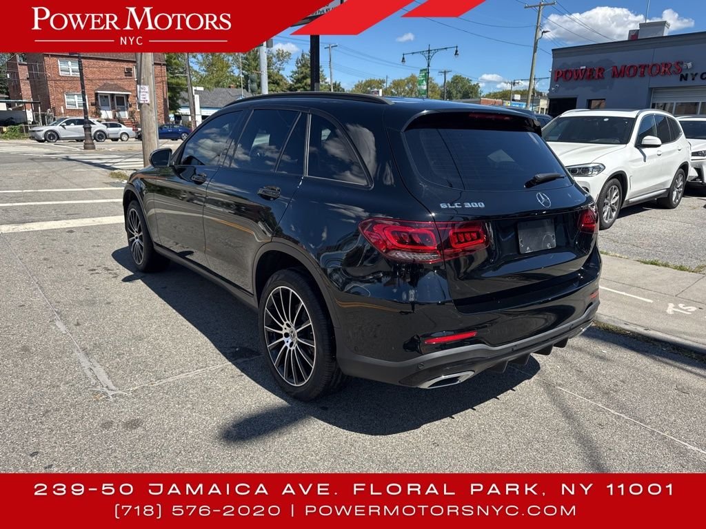 2022 Mercedes Benz GLC 300 4MATIC photo 3